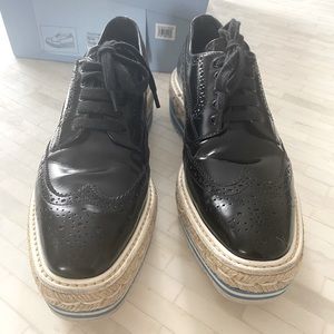 Prada Size 38 Wingtip women’s shoes